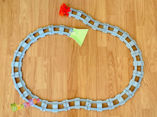 Lego Duplo Koleje / Okruh - zatáčky + nájezd + koncová kolej