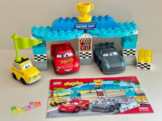 Lego Duplo 10857 - Cars - Závod o zlatý píst