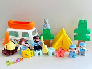 Lego Duplo 10946 - Dobrodružství v rodinném karavanu